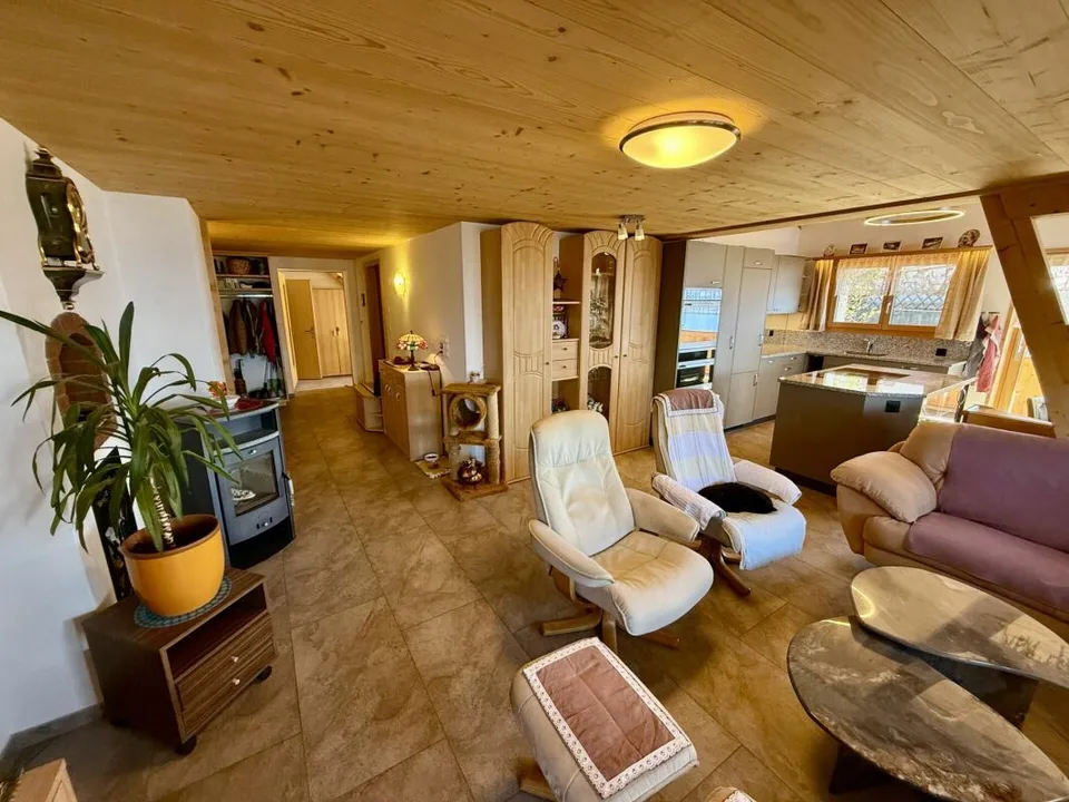 Saniertes ehemaliges Bauernhaus (DEFH) – Foto 6 von 19