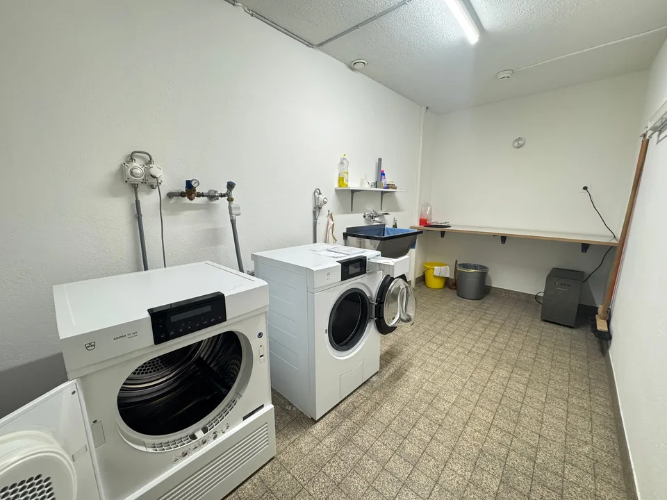 Charmante 3.5-Zimmer-Dachwohnung mitten in der Zürcher Altstadt – Foto 14 von 15