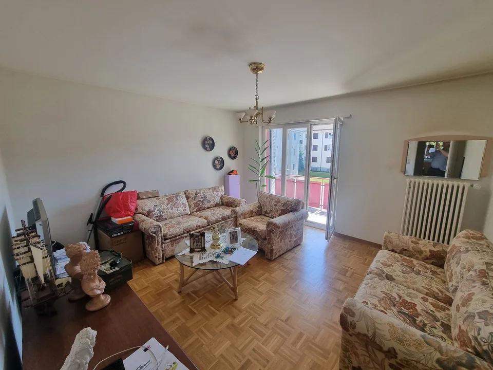 Appartement de 3 pièces confortable à Oftringen avec parking