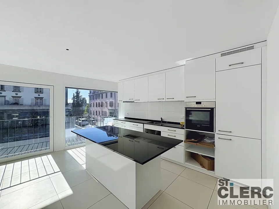 Bello appartamento con grande terrazza – foto 8 di 11