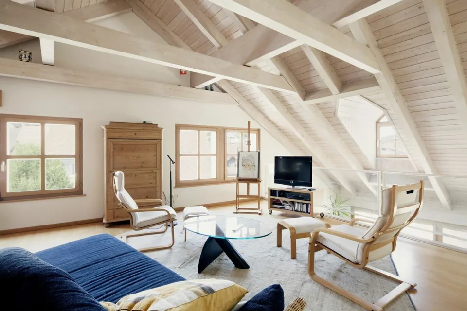 Maison unifamiliale spacieuse avec locaux commerciaux – photo 6 sur 12