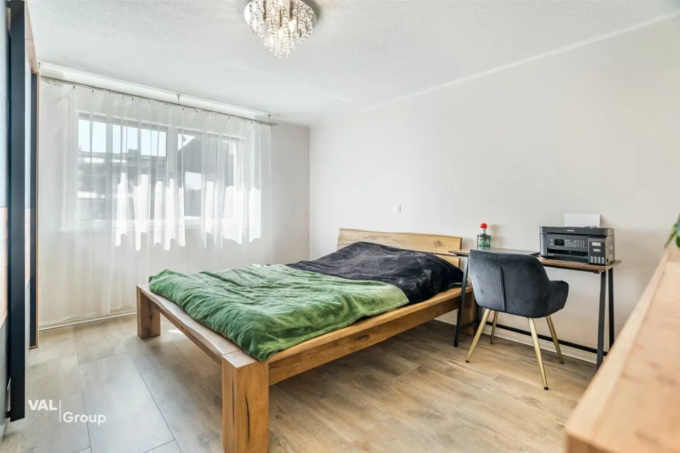 Neuwertige, helle Wohnung mit grosszügiger privater Grünfläche – Foto 6 von 18