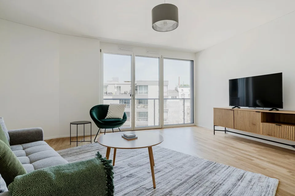 Aerata Wiedikon 4,5 locali, cantina, W/T, 10 minuti al mercato, by Blueground – foto 4 di 28