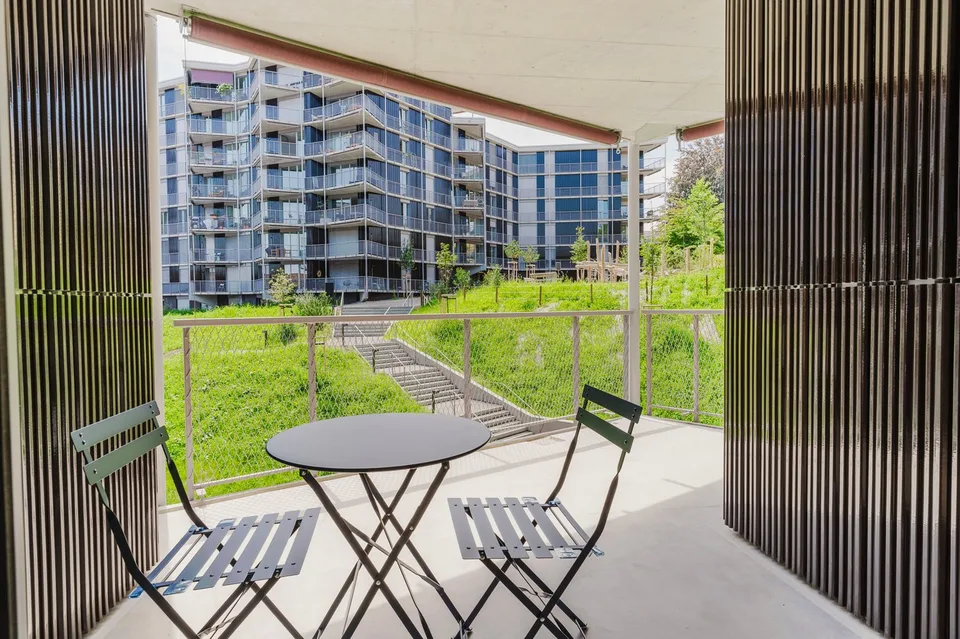 Aerata Wiedikon 4,5 locali, cantina, W/T, 10 minuti al mercato, by Blueground – foto 5 di 28