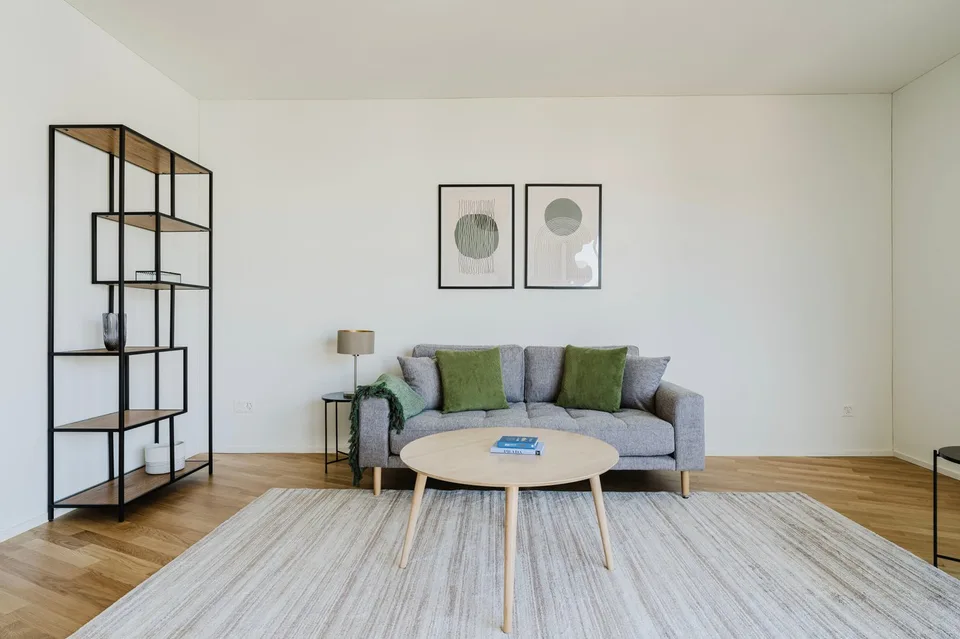 Aerata Wiedikon 4,5 locali, cantina, W/T, 10 minuti al mercato, by Blueground – foto 2 di 28