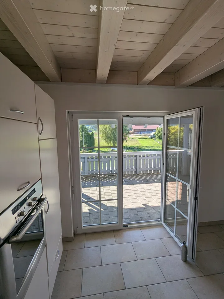Appartement confortable et entretenu de 3,5 pièces (optionnel 4,5) – photo 6 sur 8