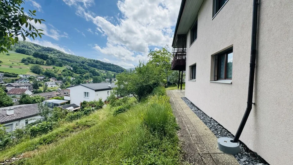 Casa unifamiliare di 5 locali con garage, cortile, balcone, giardino e bella vista – foto 20 di 28