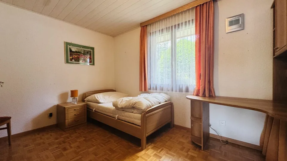 Casa unifamiliare di 5 locali con garage, cortile, balcone, giardino e bella vista – foto 15 di 28