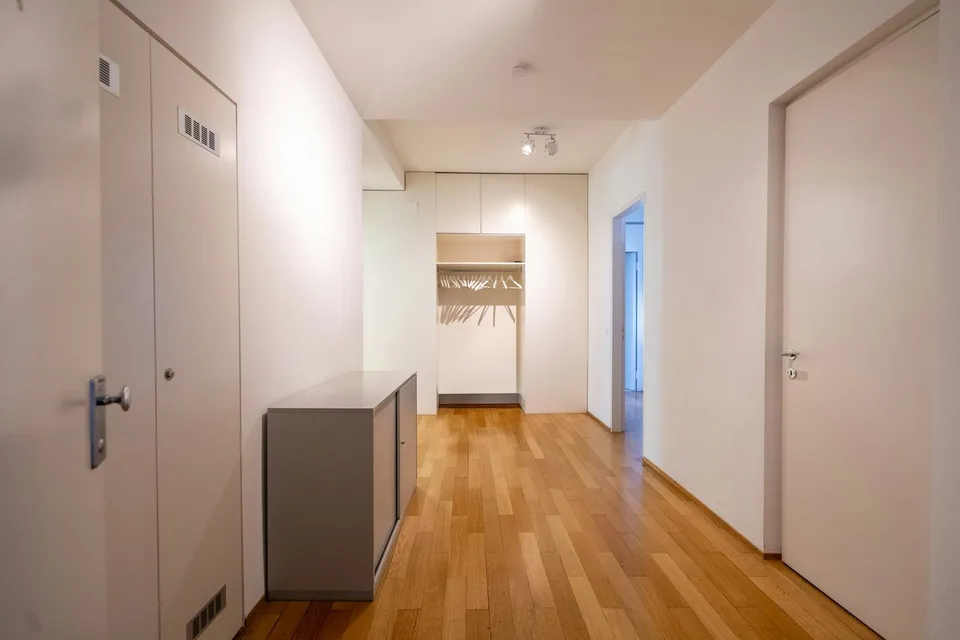 Espace de bureau historique de 195m2 au cœur de Bâle – photo 10 sur 11