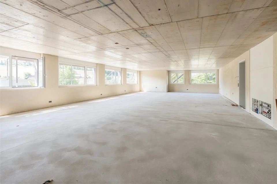 Exklusive Gewerbefläche im 2. Obergeschoss - Innenausbau durch Mieter – Foto 6 von 9