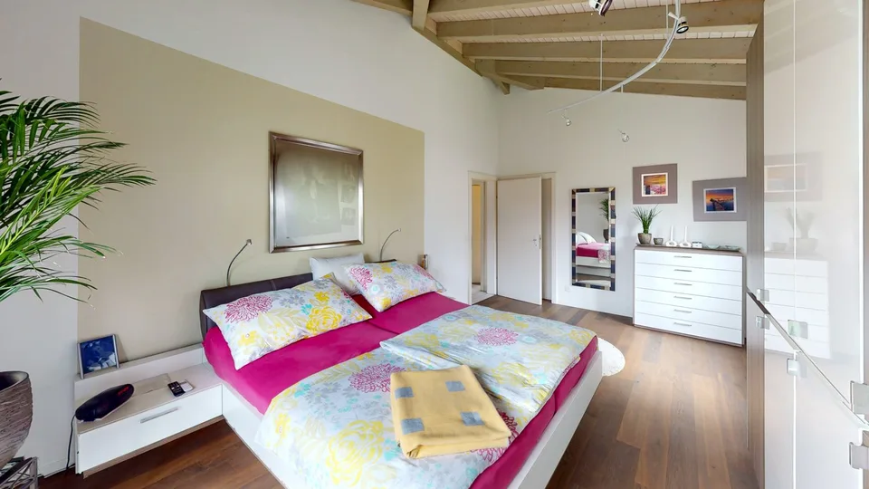 Spacieuse maison individuelle de 6,5 pièces au vignoble : vue panoramique, soleil et beaucoup d'intimité – photo 8 sur 14