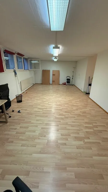 Vielseitiger Gewerberaum in Brislach – Foto 2 von 7