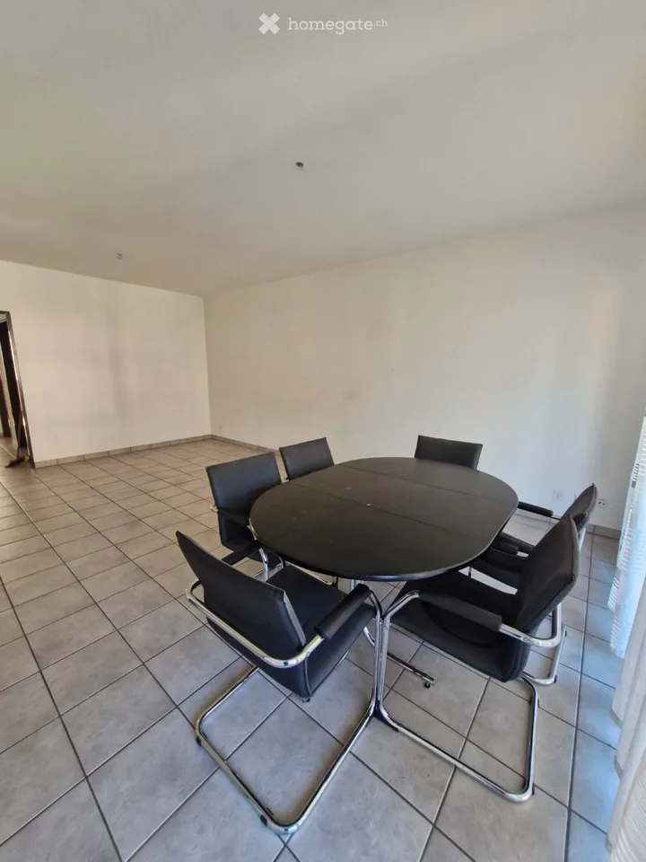 Bellinzona Nocca, 3,5 Zimmer, September und Oktober gratis – Foto 2 von 5