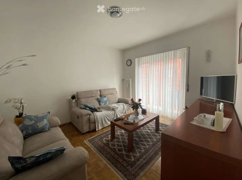 Schönes 2,5-Zimmer-Apartment mit 2 Balkonen – Foto 2 von 4