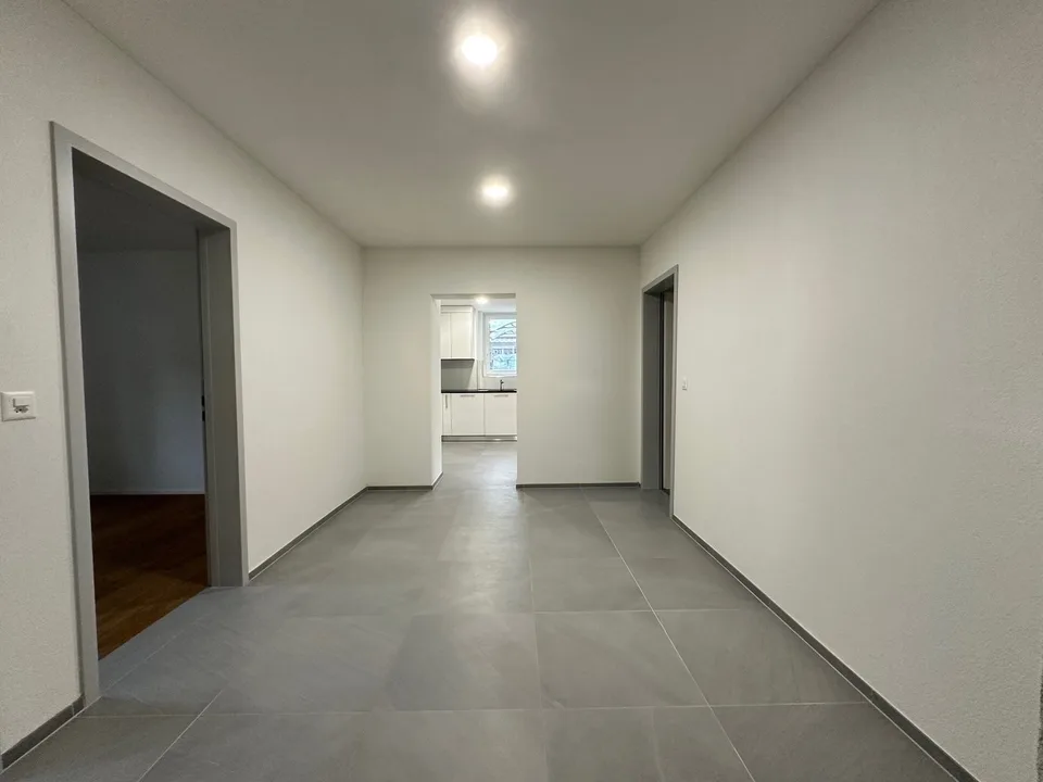 Sanierte 5.5-Zimmer-Wohnung mit grossem Garten – Foto 5 von 15