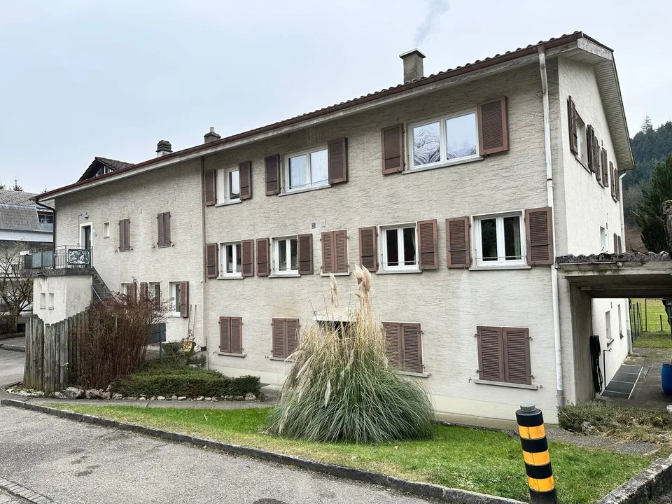 Sanierte 5.5-Zimmer-Wohnung mit grossem Garten – Foto 14 von 15
