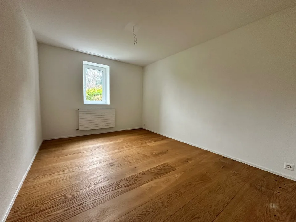 Sanierte 5.5-Zimmer-Wohnung mit grossem Garten – Foto 7 von 15
