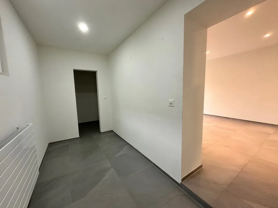 Sanierte 5.5-Zimmer-Wohnung mit grossem Garten – Foto 10 von 15