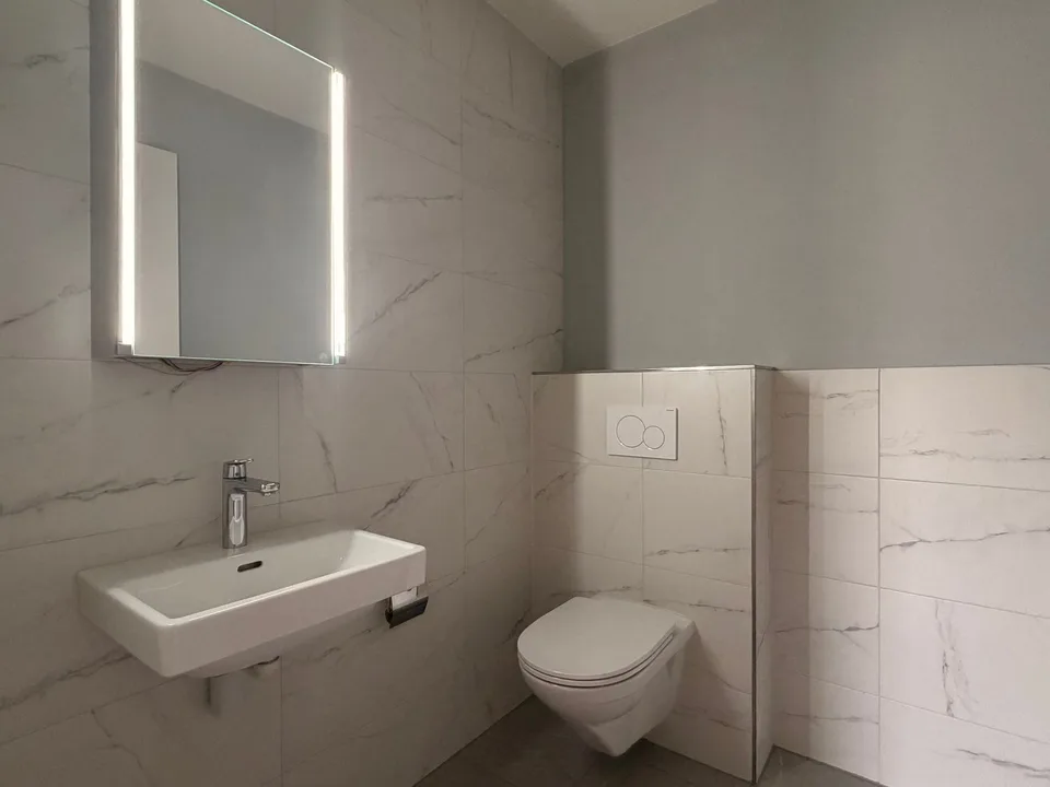4.5-Zimmer Büro/Praxis mit Lift in Würenlos – Foto 9 von 11