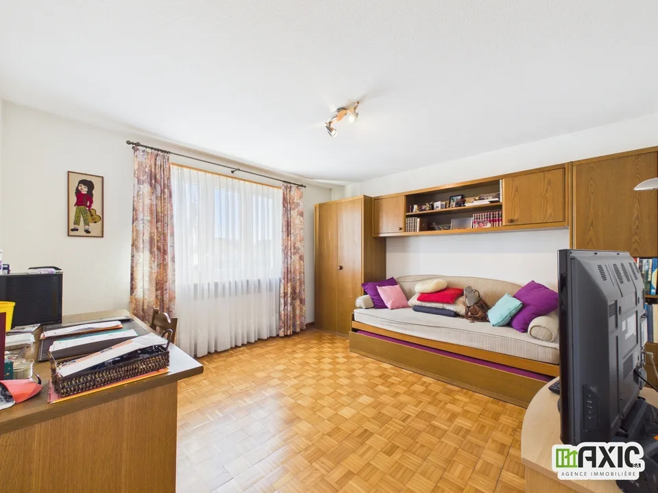 A vendre - Charmante maison de 5.5 pcs avec grand jardin à Delémont – foto 10 di 13