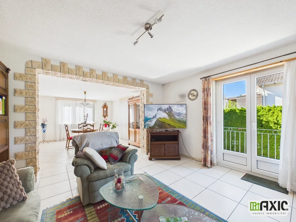 A vendre - Charmante maison de 5.5 pcs avec grand jardin à Delémont – foto 4 di 13