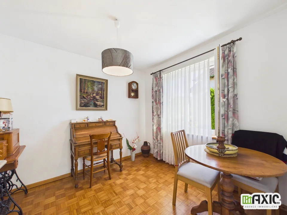 A vendre - Charmante maison de 5.5 pcs avec grand jardin à Delémont – foto 9 di 13
