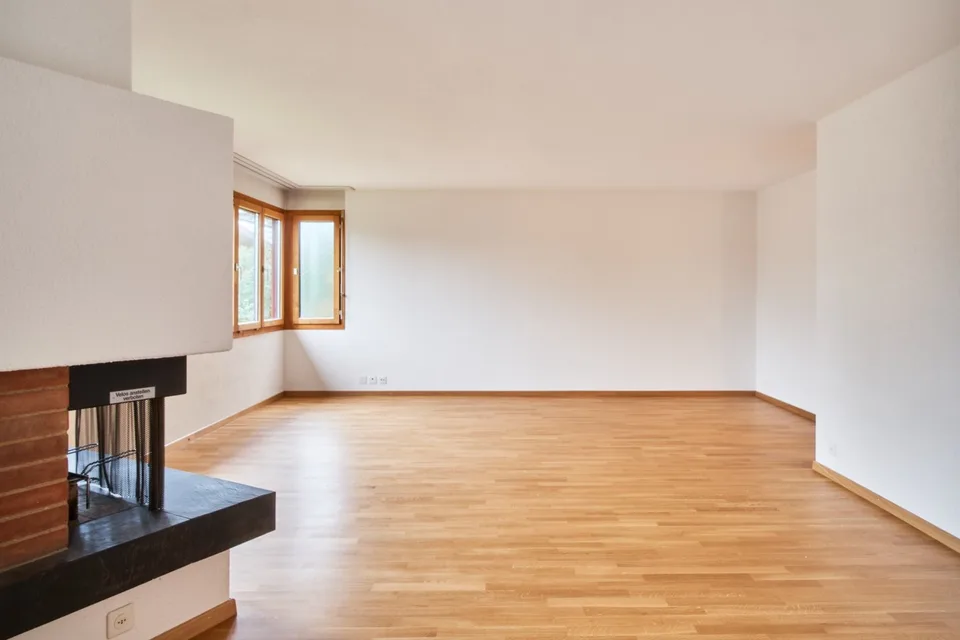 Sunny 3.5-room apartment in Forch