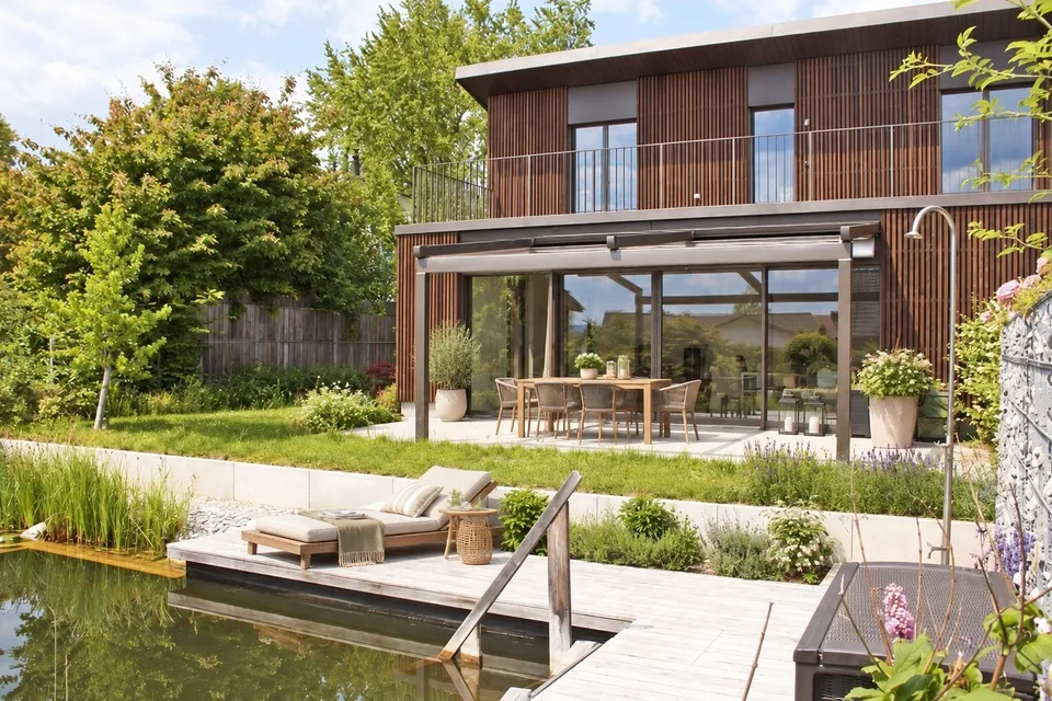 Doppel-Einfamilienhaus - Modernes Wohnen mit Pool und Minergie-Standard – Foto 12 von 16