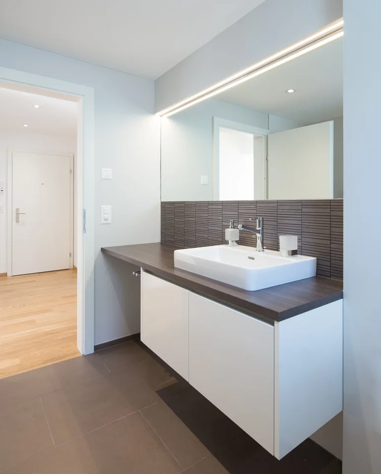 Moderne 2.5- und 3.5-Zimmerwohnung in gepflegtem Mehrfamilienhaus in Allschwil – Foto 5 von 7
