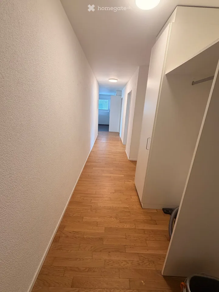 3.5-room apartment in Neunkirch – with seating area, 2 parking spaces & private laundry room