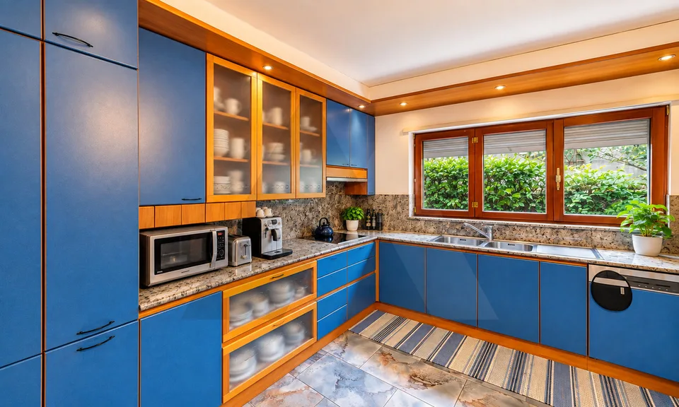 SPAZIOSA VILLA UNIFAMILIARE CON PISCINA – Foto 9 von 12