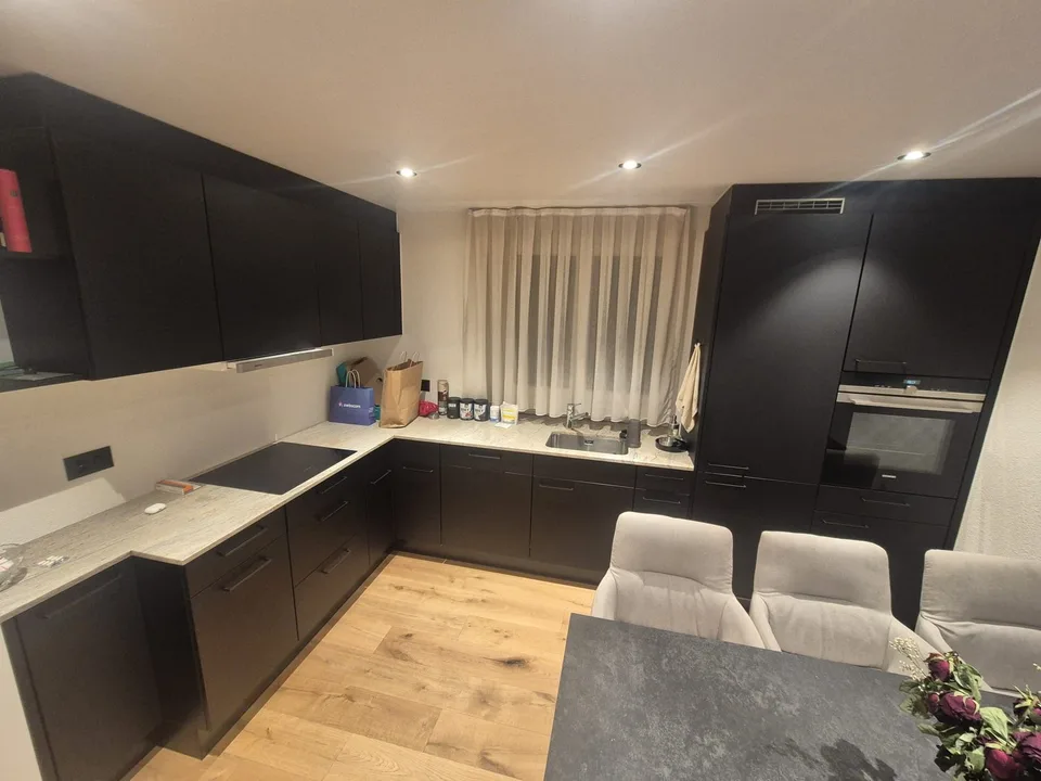 Casa multifamiliare attraente con rendita del 4,7% – foto 9 di 18