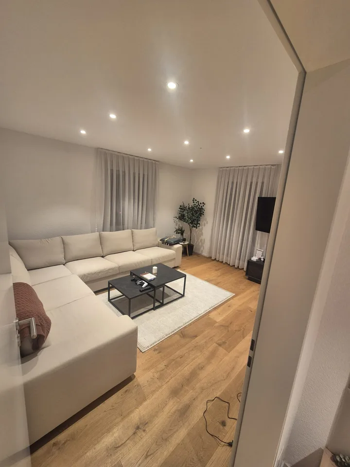 Casa multifamiliare attraente con rendita del 4,7% – foto 11 di 18