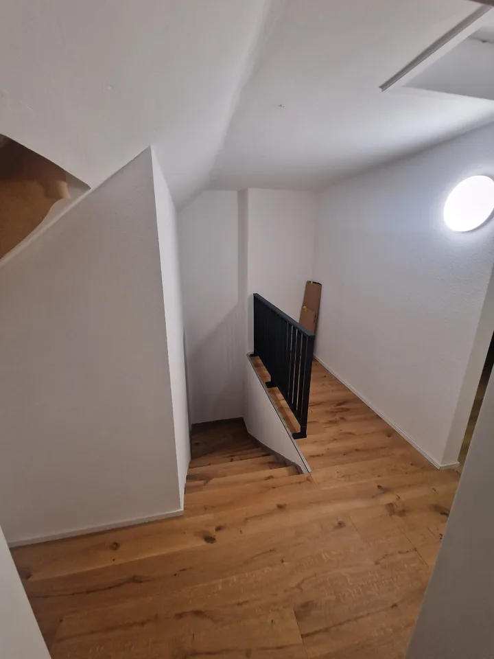 Casa multifamiliare attraente con rendita del 4,7% – foto 18 di 18