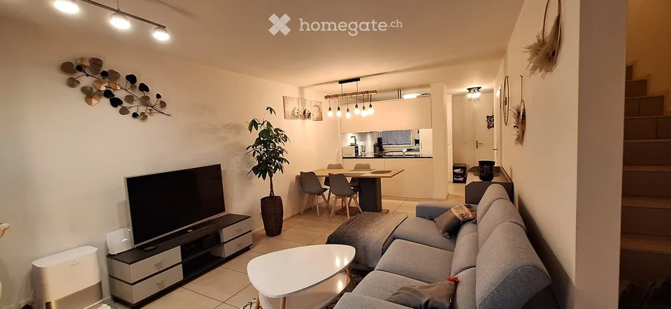 Duplex apartment of 81 m² to be handed over on December 15, 2026 – La Roche (FR)