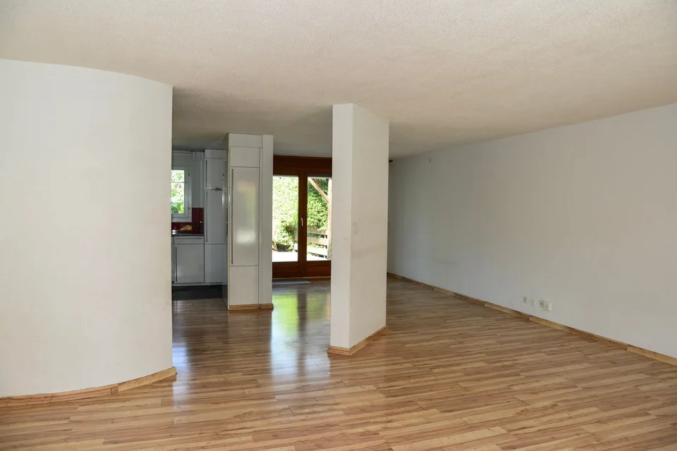 Charming 5.5-room terraced single-family house in a sunny location – photo 5 of 13