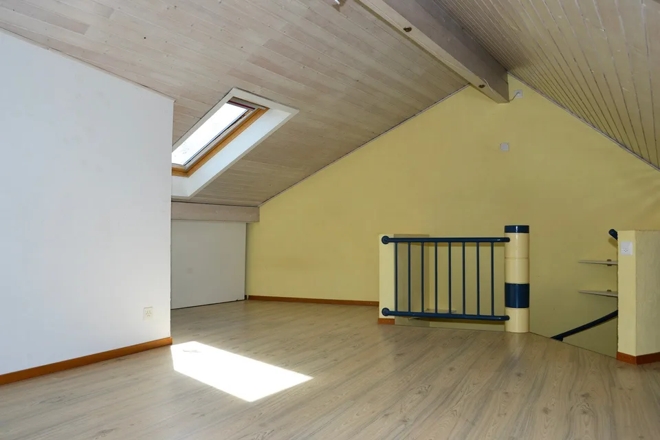 Charming 5.5-room terraced single-family house in a sunny location – photo 12 of 13