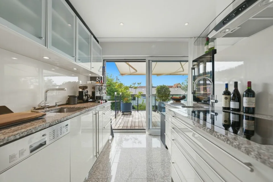 PENTHOUSE "LA VUE" | 120 M² TERRASSE AU-DESSUS DES TOITS DE BERNE – photo 6 sur 13