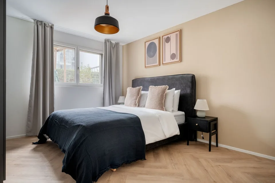 Bello appartamento Wiedikon 2.5 locali con cantina e W/T, vicino al mercato, via Blueground – foto 12 di 24
