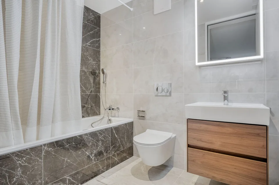 Bello appartamento Wiedikon 2.5 locali con cantina e W/T, vicino al mercato, via Blueground – foto 16 di 24