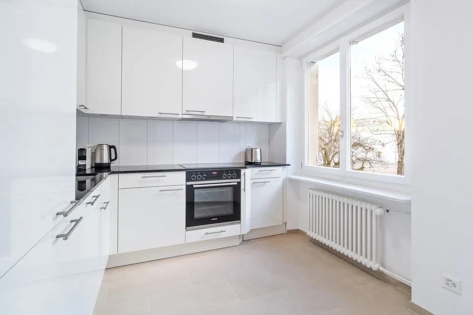 3.5 pièces à Oerlikon, près de la gare, meublé, réservation flexible immédiate – photo 5 sur 16
