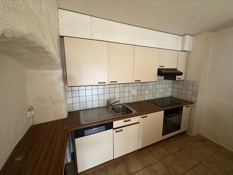 Bright 3.5-room apartment in Boudry – available immediately