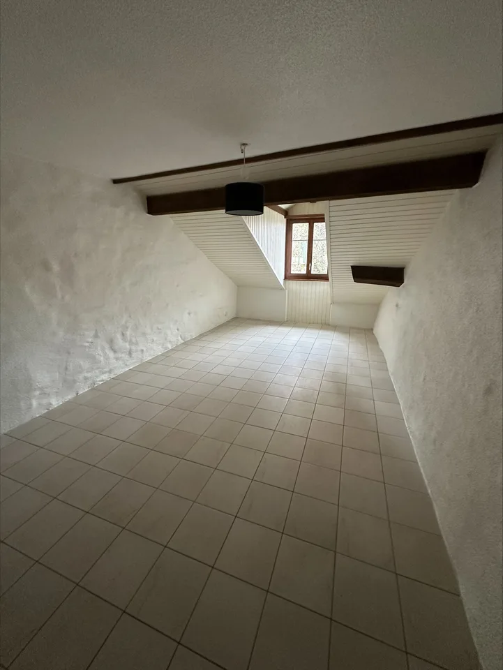 Bright 3.5-room apartment in Boudry – available immediately