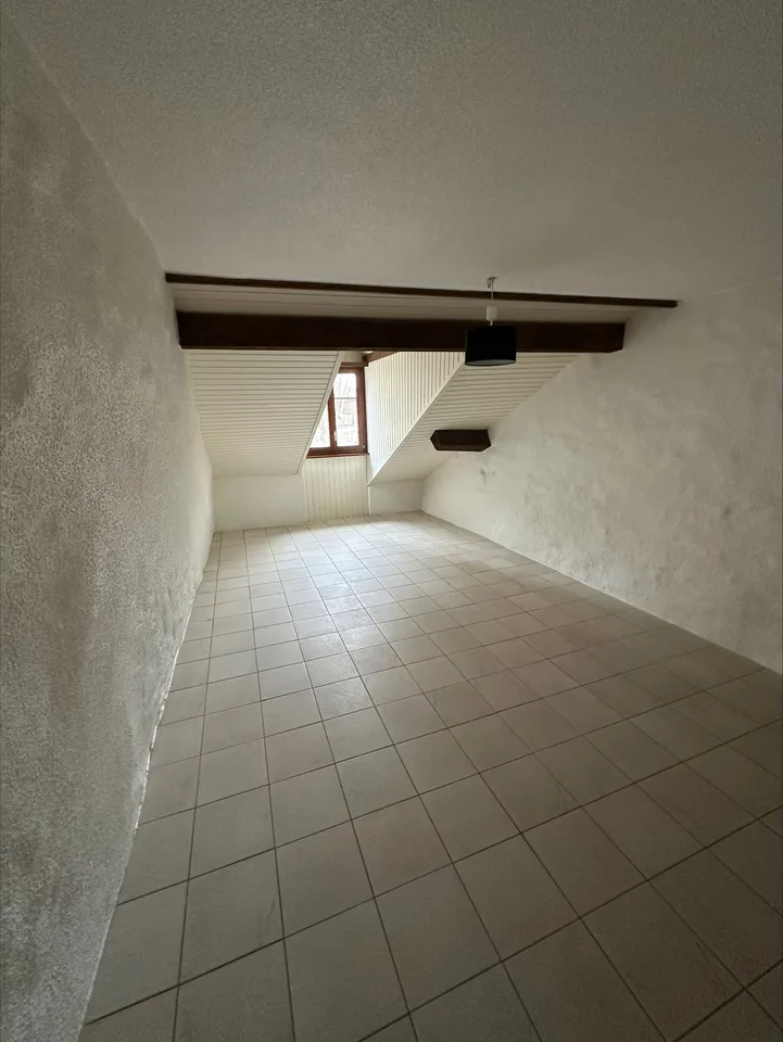 Bright 3.5-room apartment in Boudry – available immediately