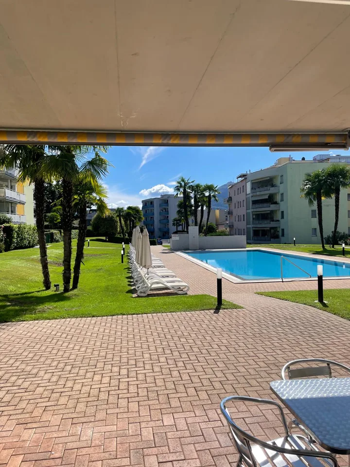 Pregassona – luminoso appartamento di 1 locale con ampio balcone e piscina – foto 17 di 17