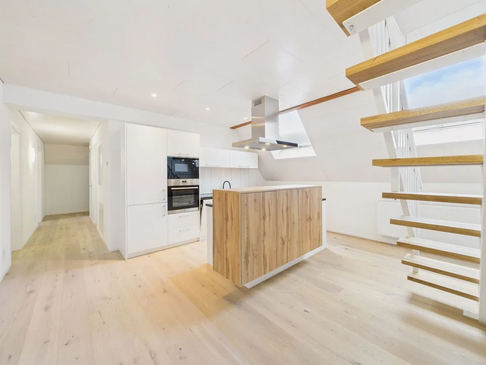 Appartement maisonnette exclusif de 6,5 pièces à Bettlach - Première occupation après rénovation