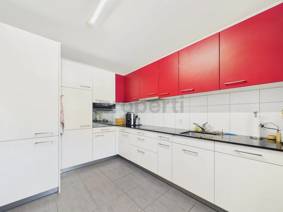 Gentle view in Schüpfheim, Five bedrooms for plenty of space, Renovated traditional building with balcony
