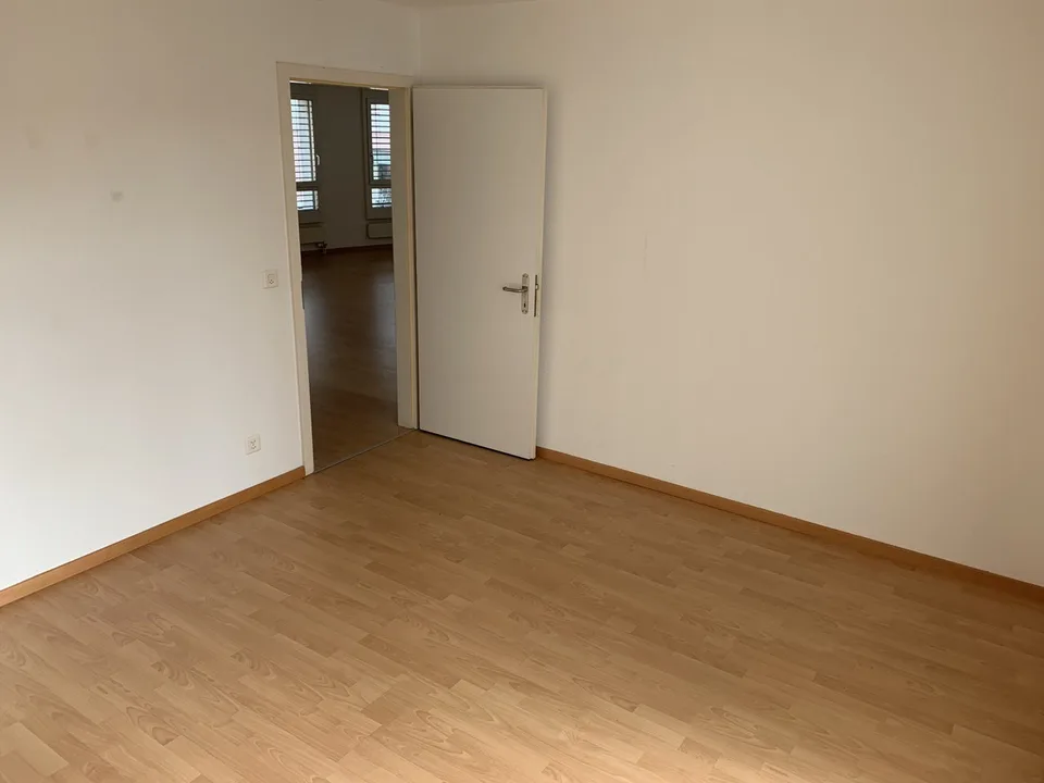 Gemütliche 3-Zimmer-Wohnung mit Balkon in Grenchen – Foto 9 von 12