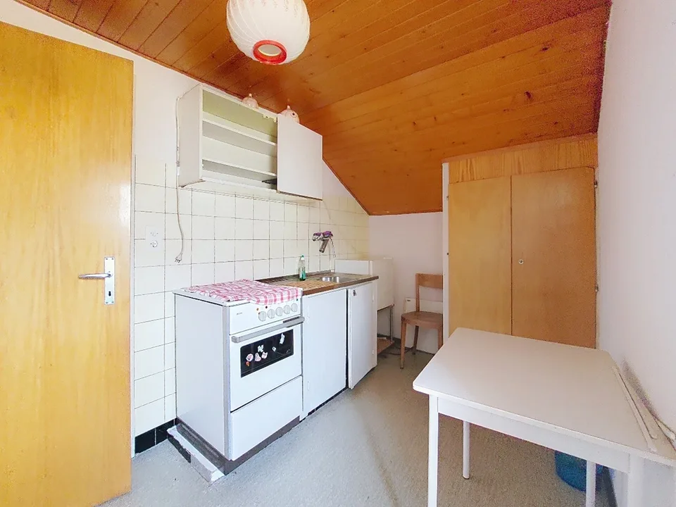 Pramagnon, casa familiare di 230m2 con prato e posti auto esterni – foto 18 di 27
