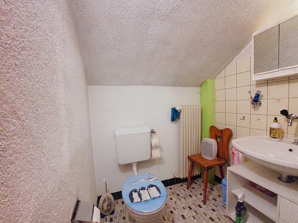 Pramagnon, casa familiare di 230m2 con prato e posti auto esterni – foto 19 di 27